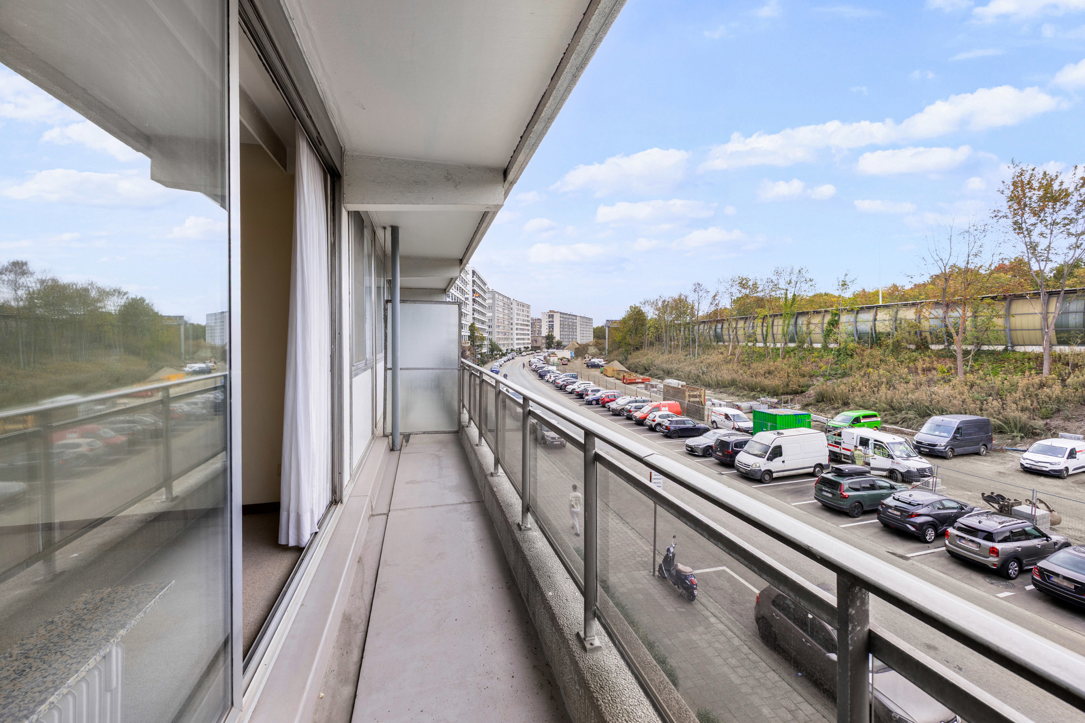 centraal gelegen appartement nabij het Rivierenhof met 2 slaapkamers en terras - foto 5