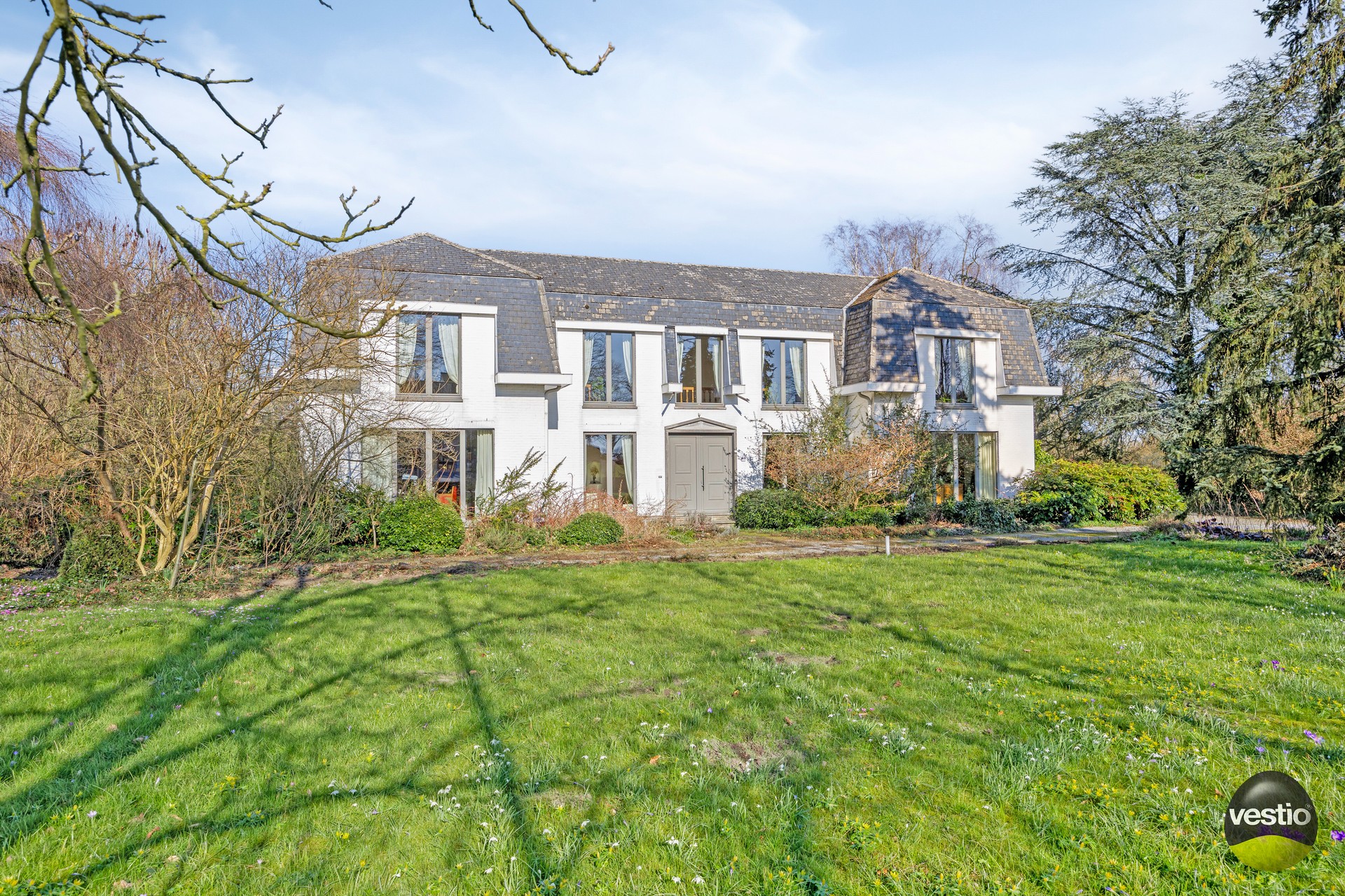 EXCLUSIEVE VILLA MET WEILANDEN OP 3,4 HA - foto 1