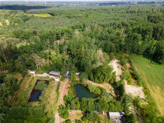 Chalet met 2 slaapkamers op perceel van 2.710 m² recreatiegrond in het rustige Vorselaar.Op zoek naar een sfeervol tweede verblijf midden in het...