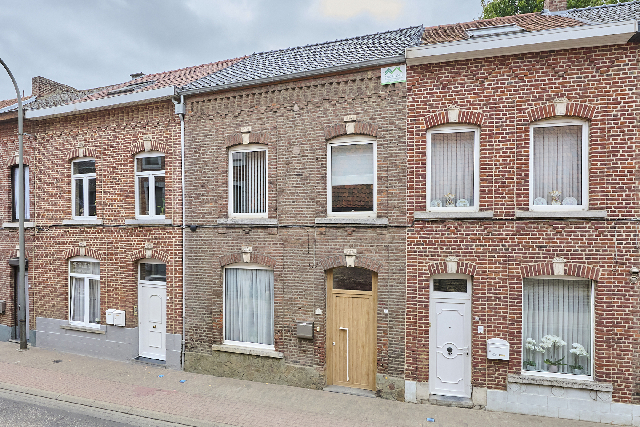 Gerenoveerde energiezuinige stadswoning + polyvalente ruimte - foto 1