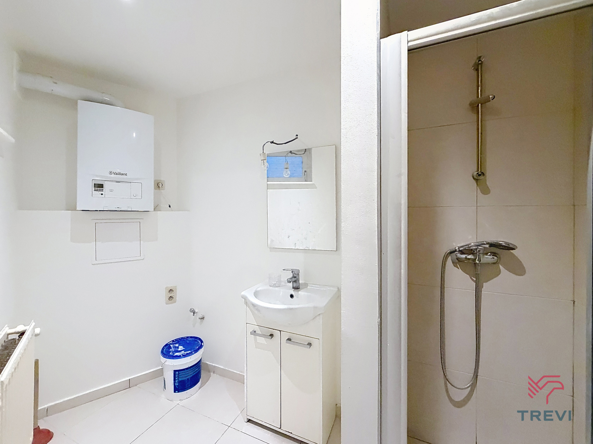 Gerenoveerd appartement met 1 slaapkamer - foto 5