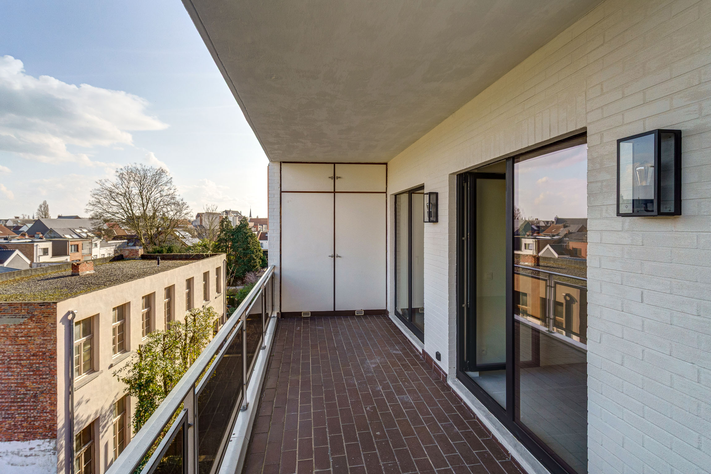 Instapklaar appartement met 2 slpks en terras in Lier - foto 2