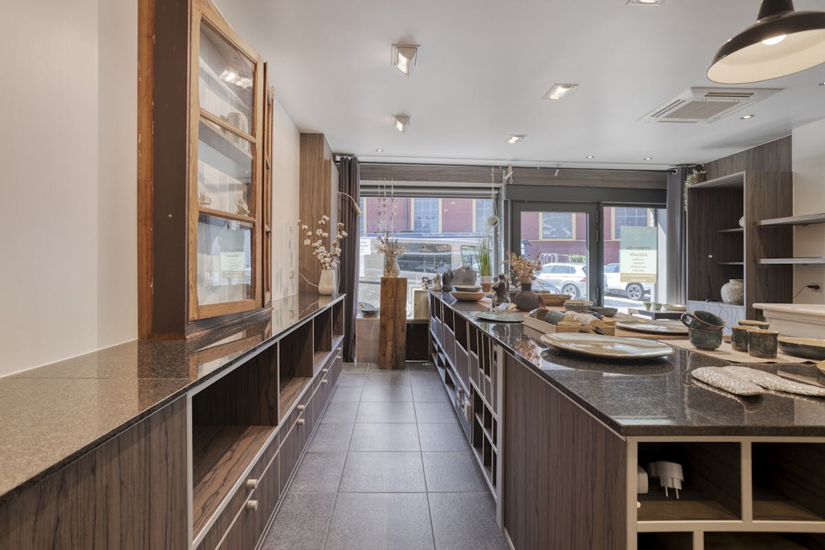 Commercial property with residence on the Ruiselede market - photo 2