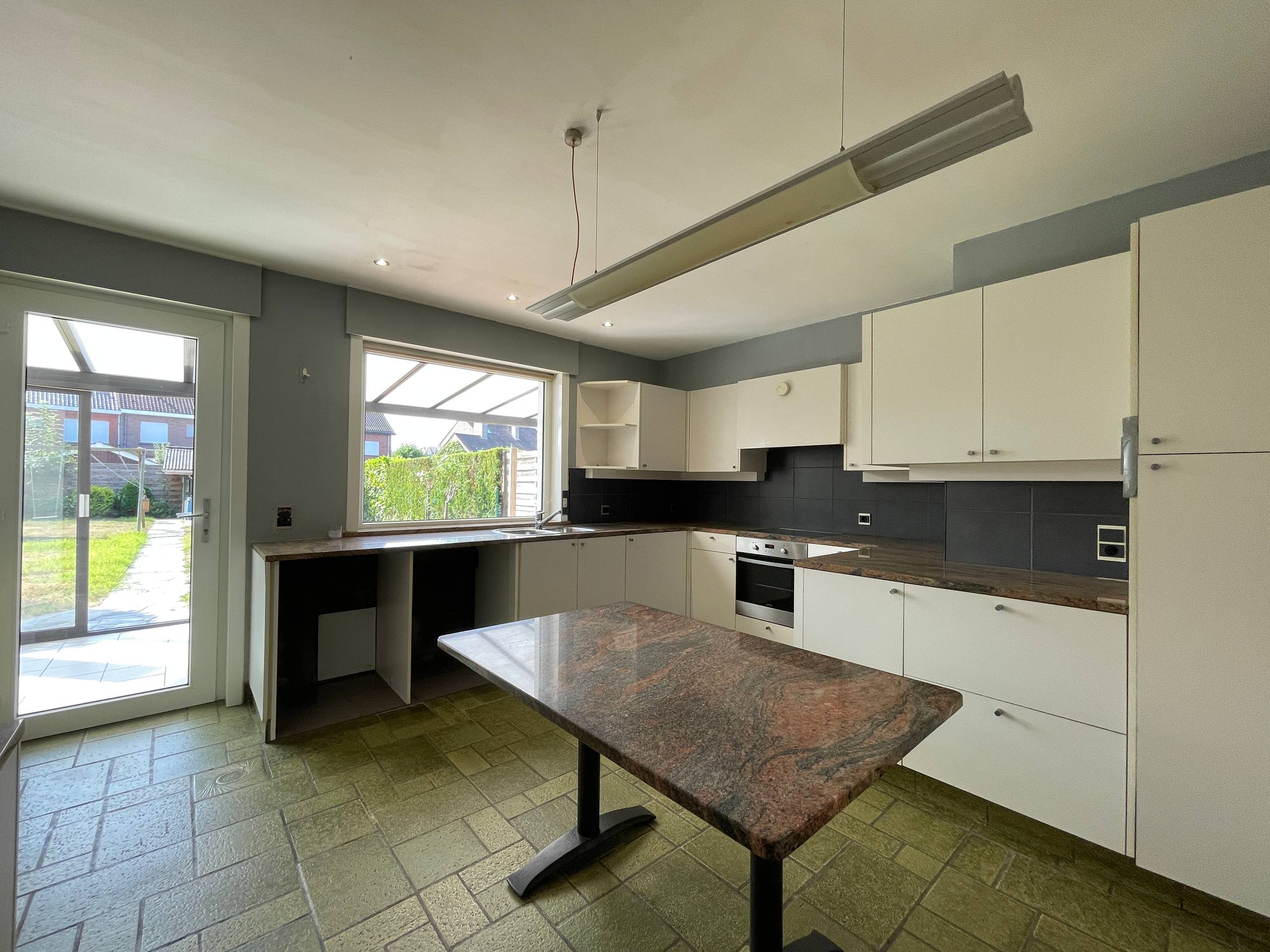 Ruime gezinswoning met 4 slaapkamers - foto 4