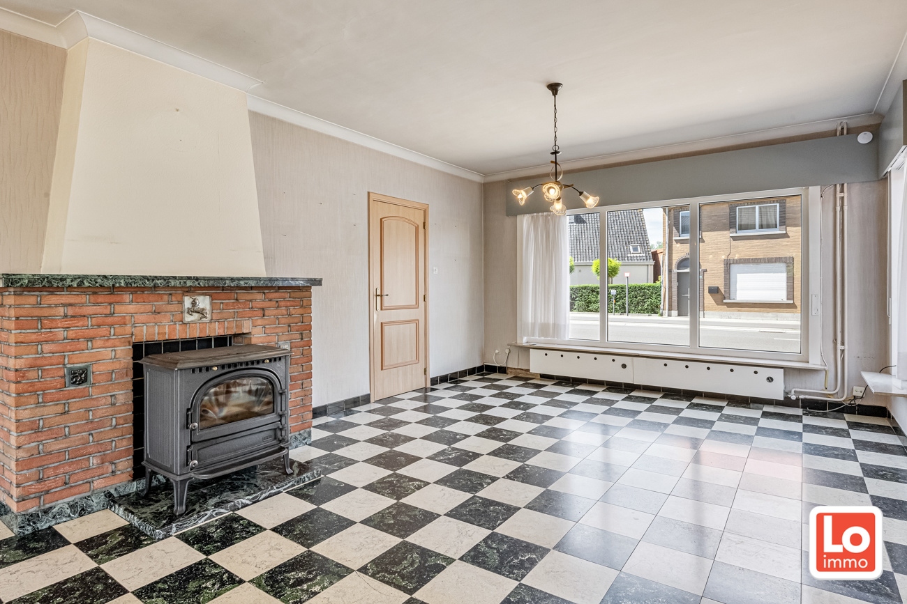 Verder te renoveren halfopen woning en afzonderlijke dubbele garage en stadstuin op een gemakkelijk bereikbare locatie in Hamme! - foto 5