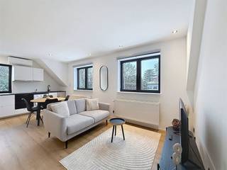 Deze prachtige studio van ±36 m², gelegen op een ideale locatie in het hart van Waterloo, is met zorg en smaak volledig gerenoveerd en...