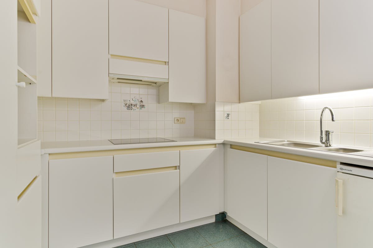 Bright 2 bedroom apartment for sale in the center of Bruges - photo 5