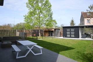 Bent u op zoek naar een instapklare woning waar ruimte, comfort en een uitstekende ligging harmonieus samenkomen? Zoek niet langer. Deze...