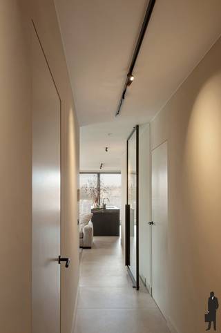 Zeer luxe afgewerkt nieuwbouw appartement van ca. 110 M2 met uitzonderlijk ruim ZW-terras van ca. 70 M2 in het centrum van...