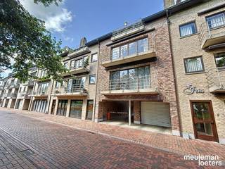 Garage for rent in Oostkamp