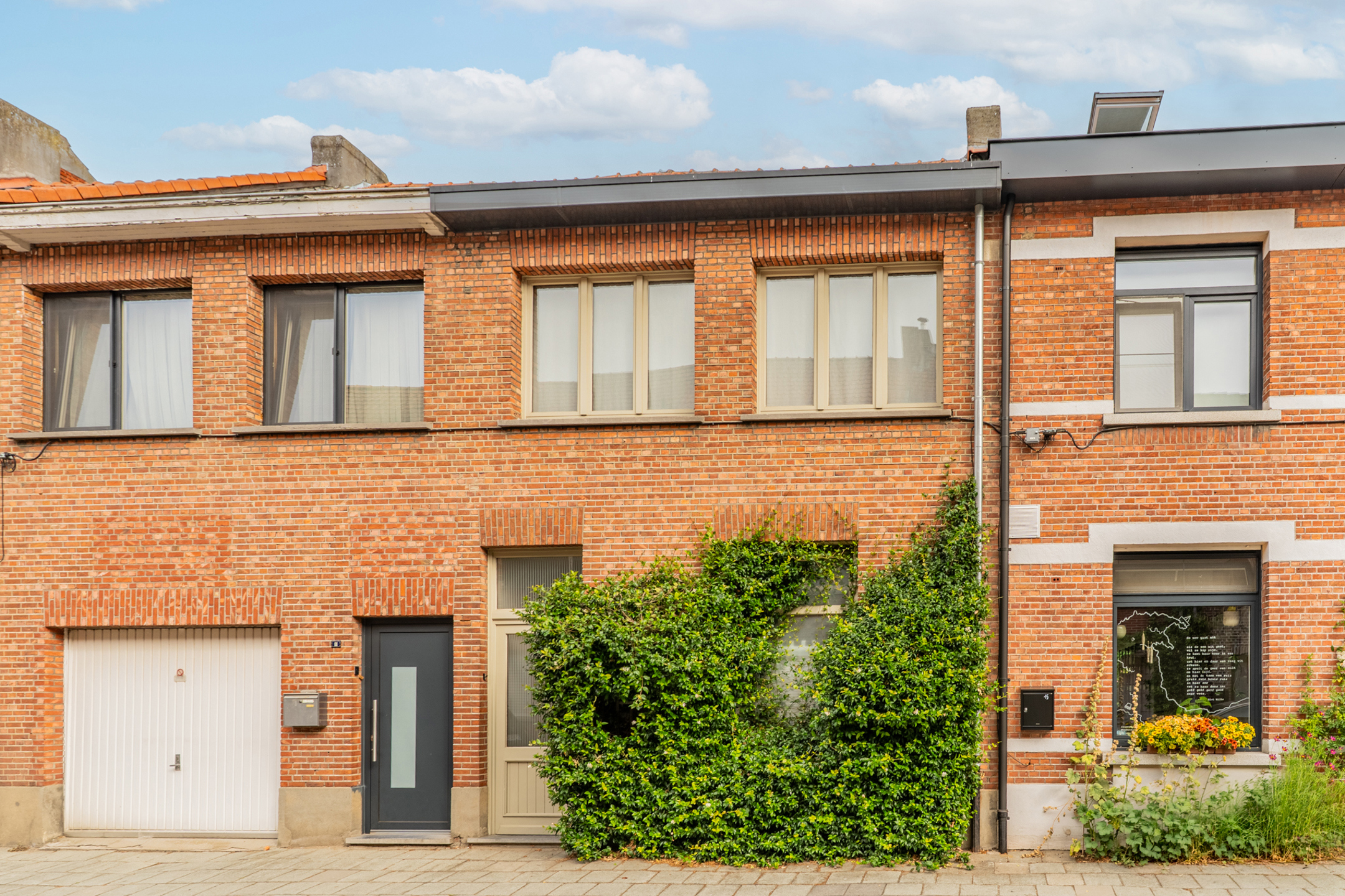 Centraal gelegen woning met 4 à 5 slaapkamers en ruime tuin - foto 4