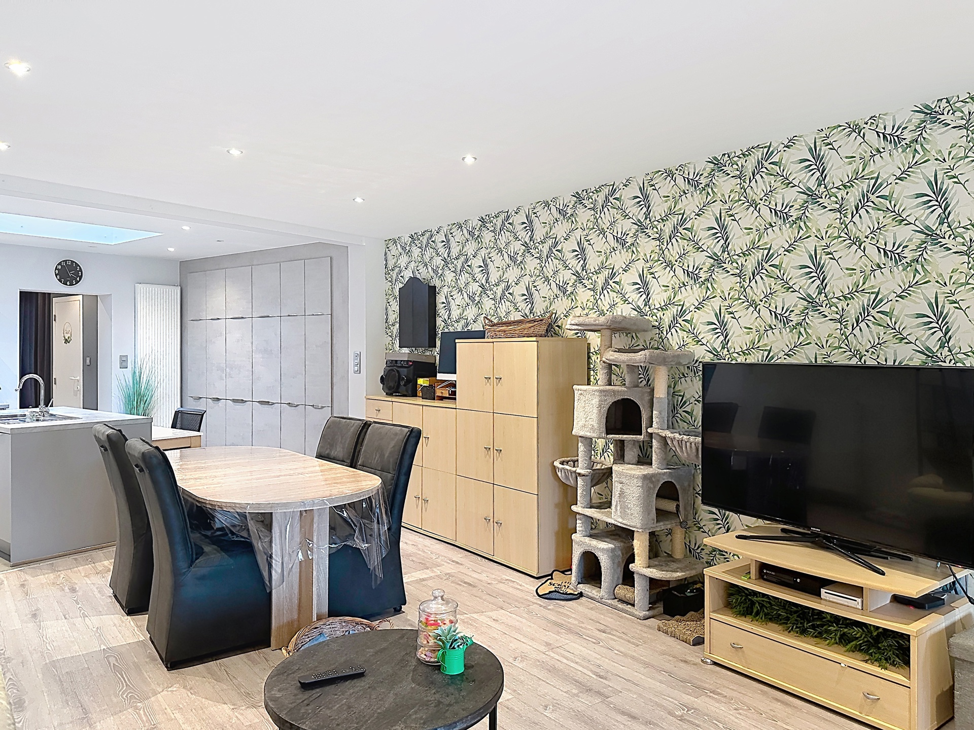 GERENOVEERDE ENERGIEZUINIGE WONING MET OPRIT - foto 5