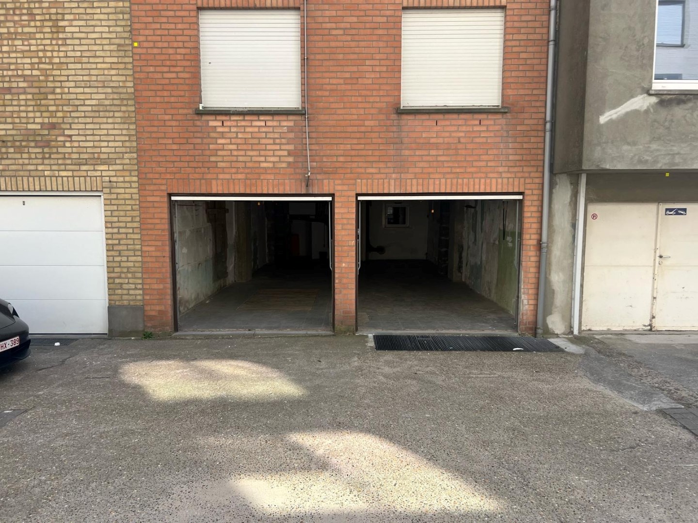 Zeer ruime garagebox voor 4 wagens op de Kustlaan - foto 2