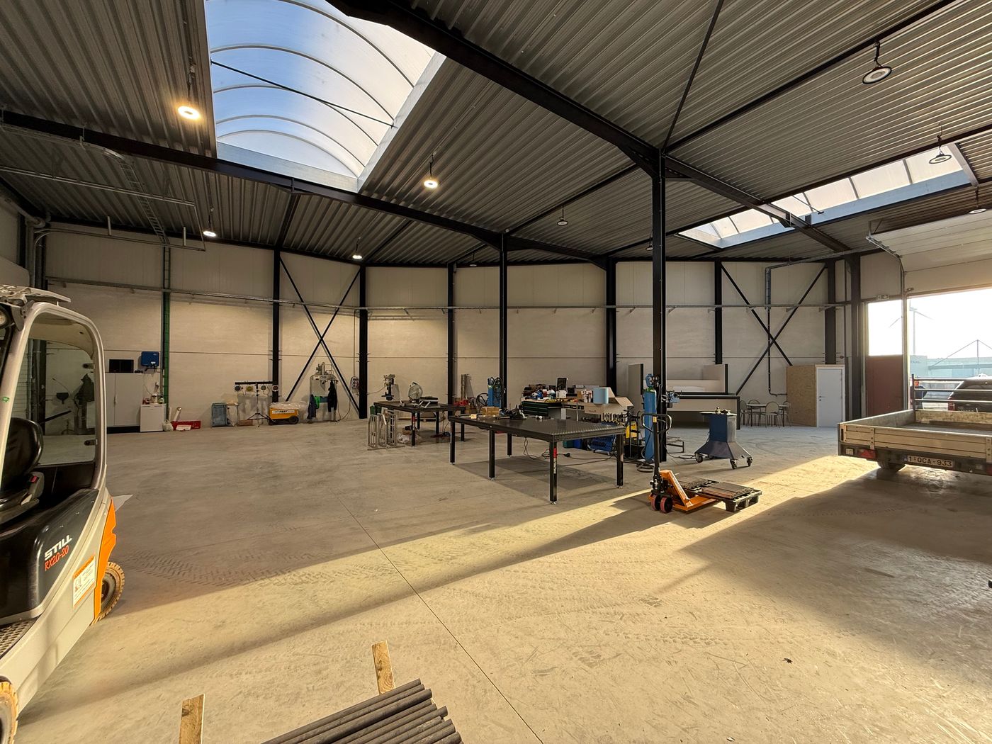 367 m² nieuwbouw KMO-unit op 2 km van de R4 - foto 5