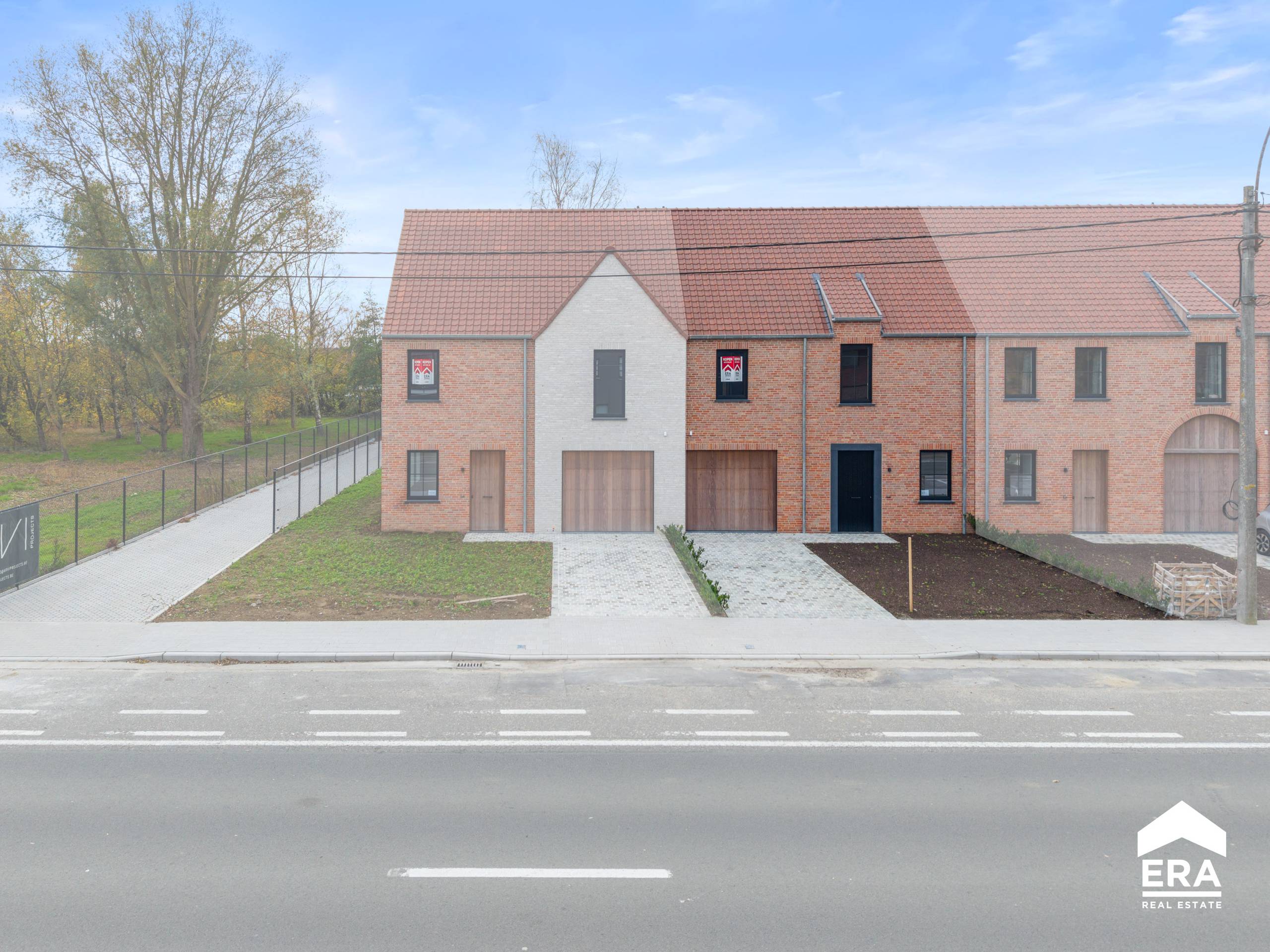 House for sale in Ypres with 4 bedrooms - photo 1