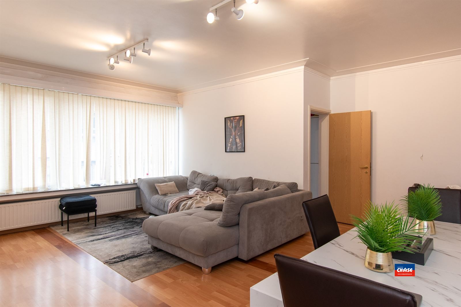 Goed gelegen appartement met 2 slaapkamers, terras en berging - foto 4