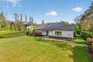 <p>Villa in Oud-Turnhout</p><p>This villa has a huge driveway with possibilities for additional charging stations and an electric gate for your convenience. The villa is situated in a safe and pleasant villa neighborhood close to the Lint.</p><p>People who come to live here never want to leave, there are walking trails, lots of privacy and plenty of places to visit for peace and quiet in Turnhout</p><p>The garden is large and offers opportunities for sleek landscaping to really do the home justice. Also, the home is accessible from all sides. <br />The fence allows for complete privacy and ample enjoyment of the garden. Ideal for families with children and pets. </p><p>There is a spacious terrace where to sit and enjoy a glass of Cava in the summer. Also plenty of space for visitors.</p><p>Inside you will find the kitchen that gives a spacious feeling and of course connects to the living room, with lots of light and a spacious feeling radiates.<br />Downstairs there are two bedrooms and a bathroom, ideal if you or your visitors have difficulty walking, this house offers plenty of space on the ground floor.</p><p>It does not stop there, upstairs there are two more bedrooms ideal for children, or office or storage. <br /><br />The municipality invests in infrastructure and walking and cycling routes on the road and because the area is protected nature reserve, you will always continue to enjoy nature and tranquility.</p>