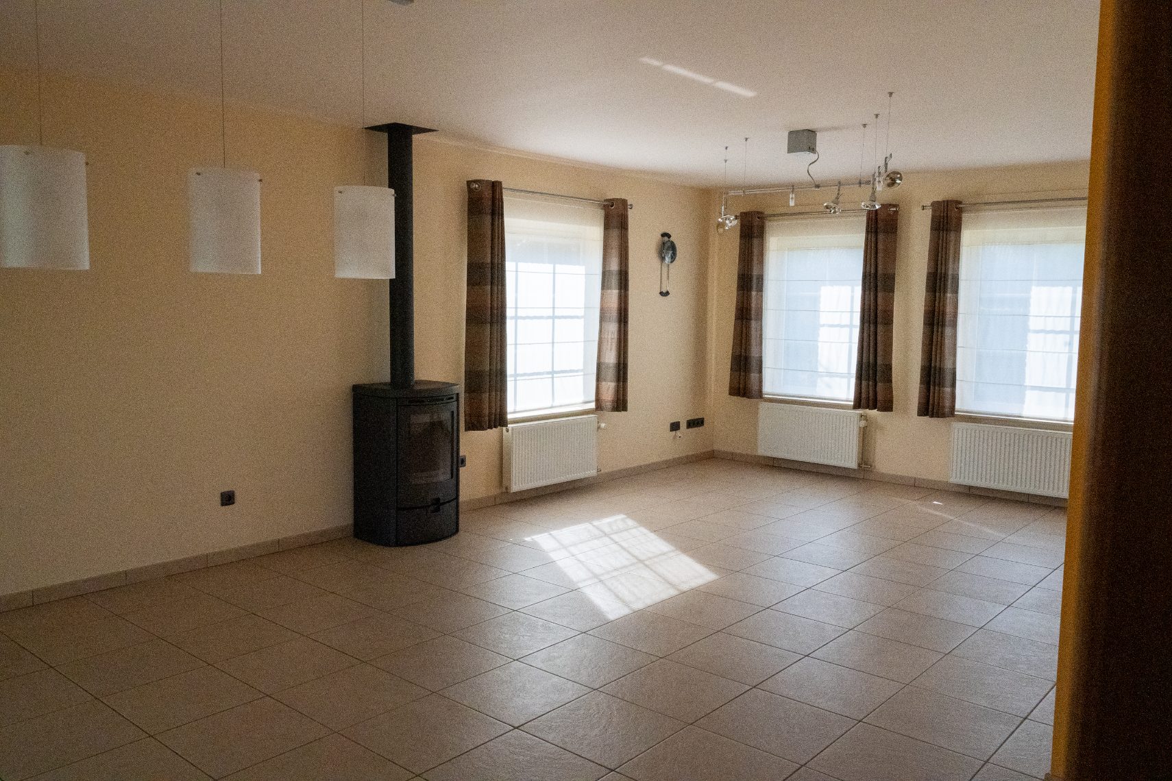 Huis te huur in Meerbeke met 3 slaapkamers - foto 5