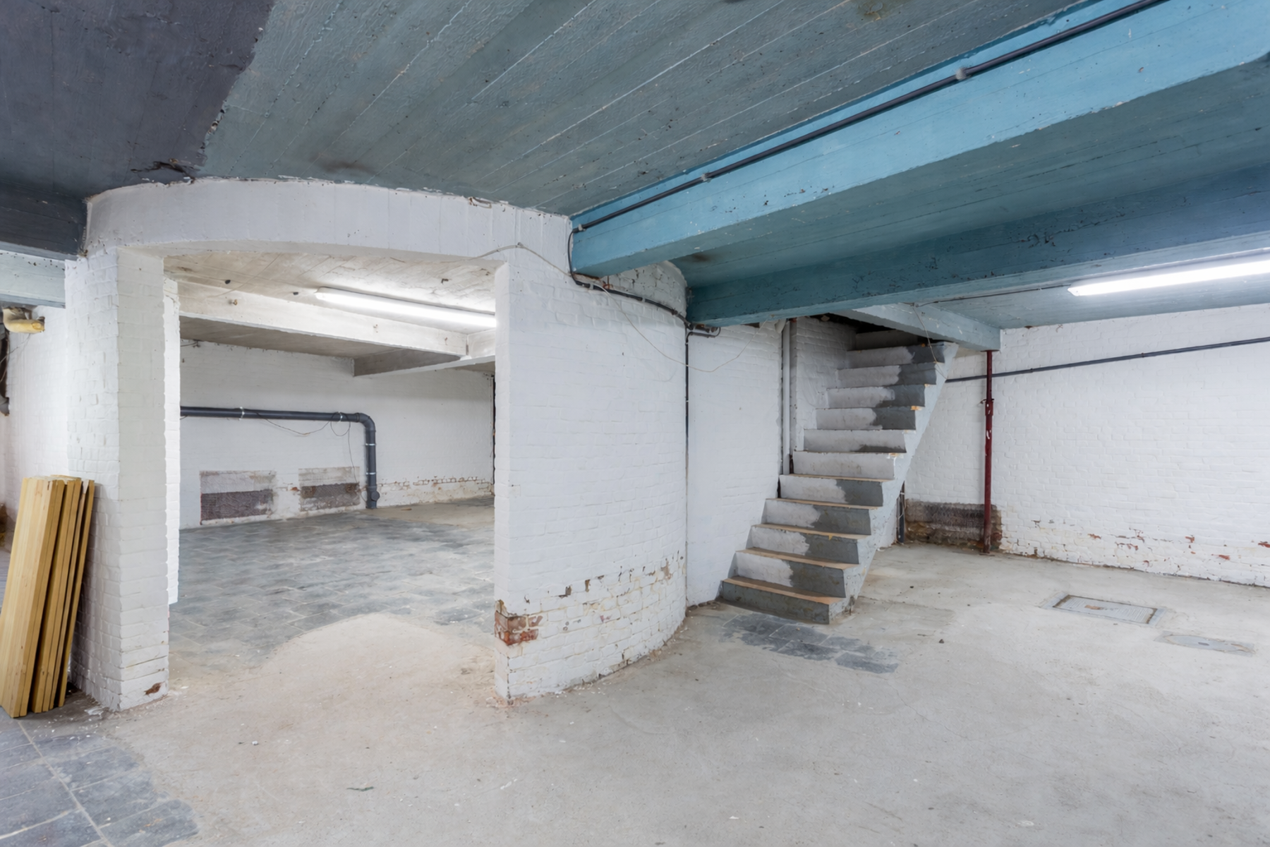 Uniek commercieel gelijkvloers op toplocatie - foto 5