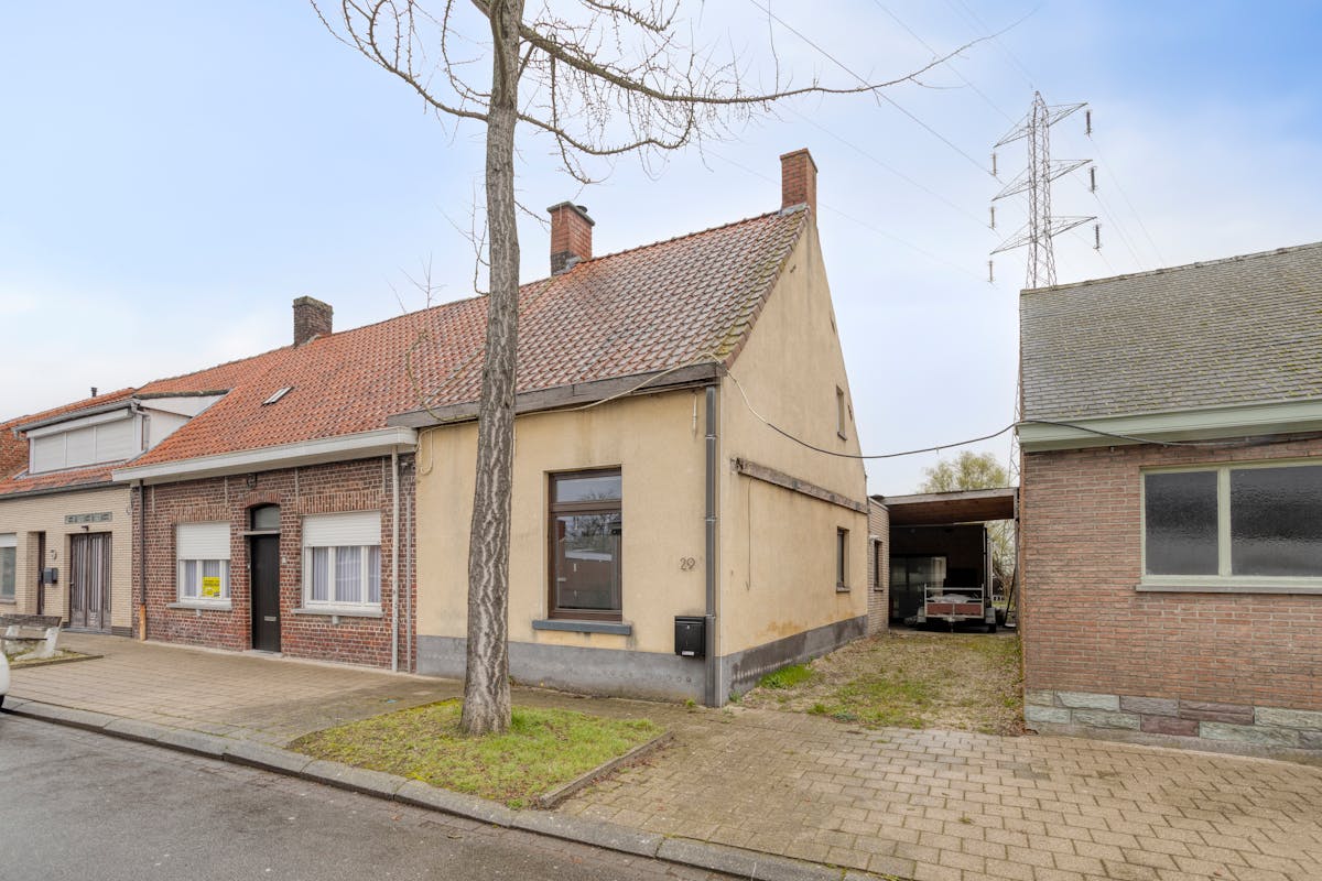 Halfopen bebouwing met 3 slaapkamers en tuin in Izegem - foto 2