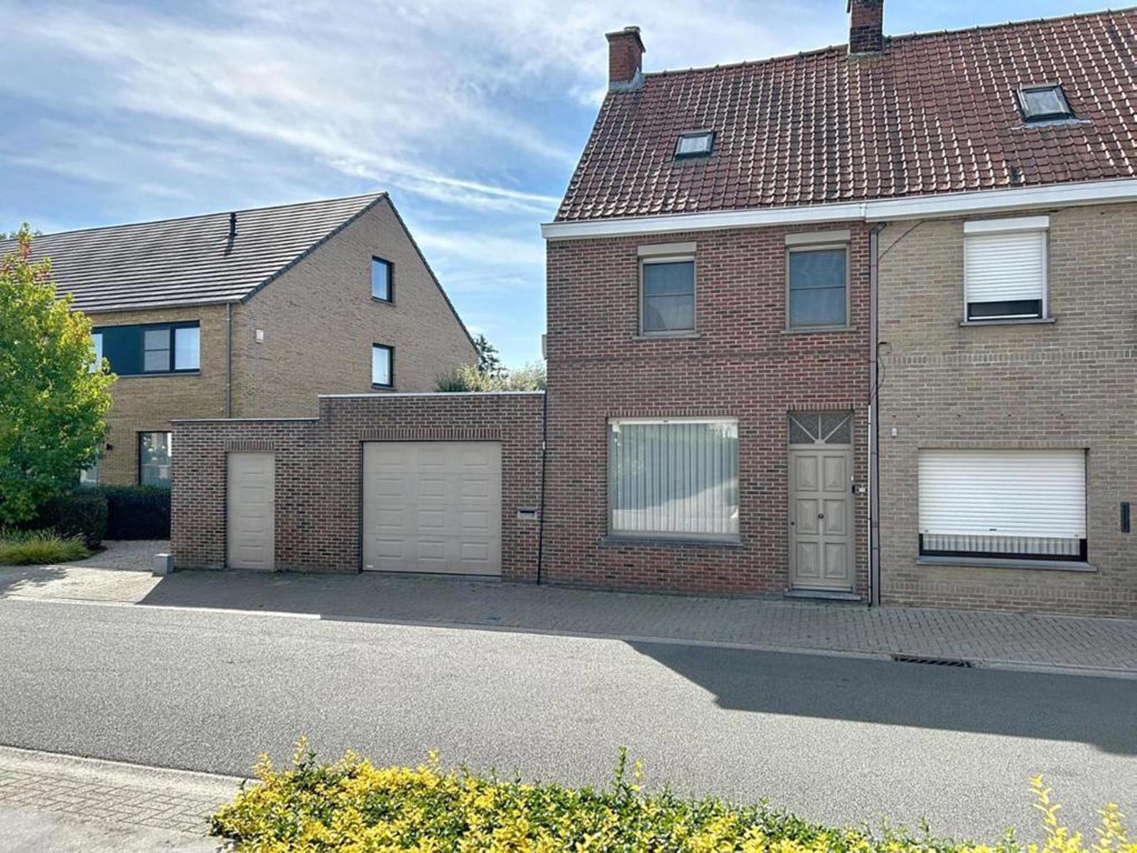 House for sale in Izegem with 3 bedrooms - photo 1