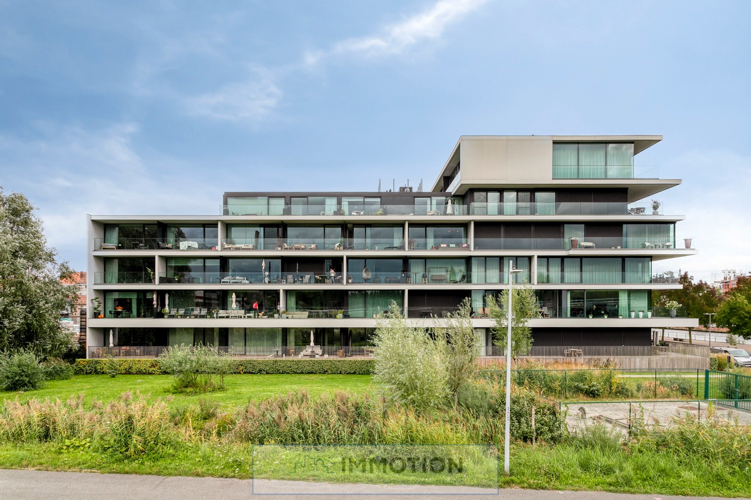 Apartment for sale in Kortrijk with 2 bedrooms - photo 3