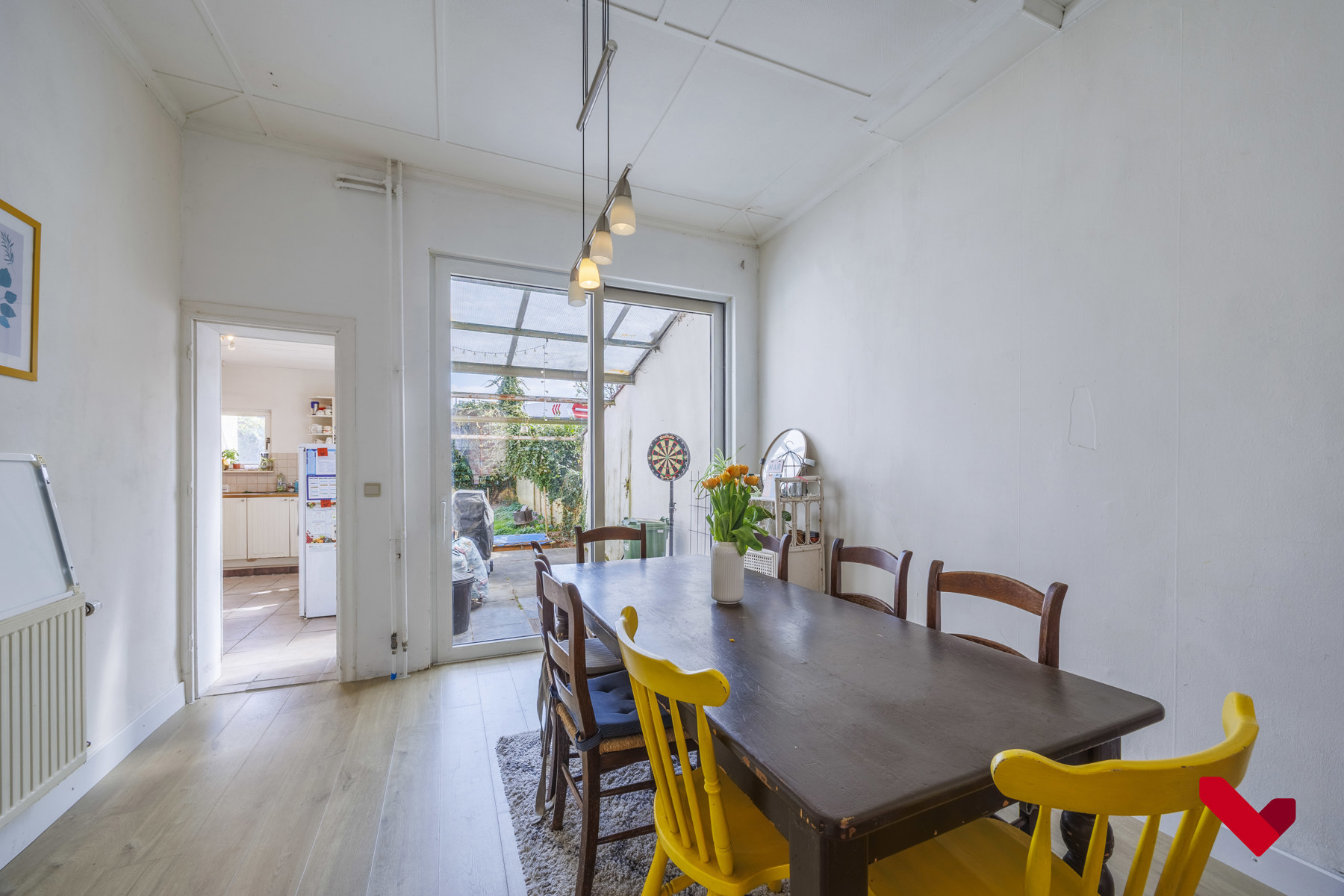 Charmante gezinswoning met 4 slaapkamers op toplocatie! - foto 4