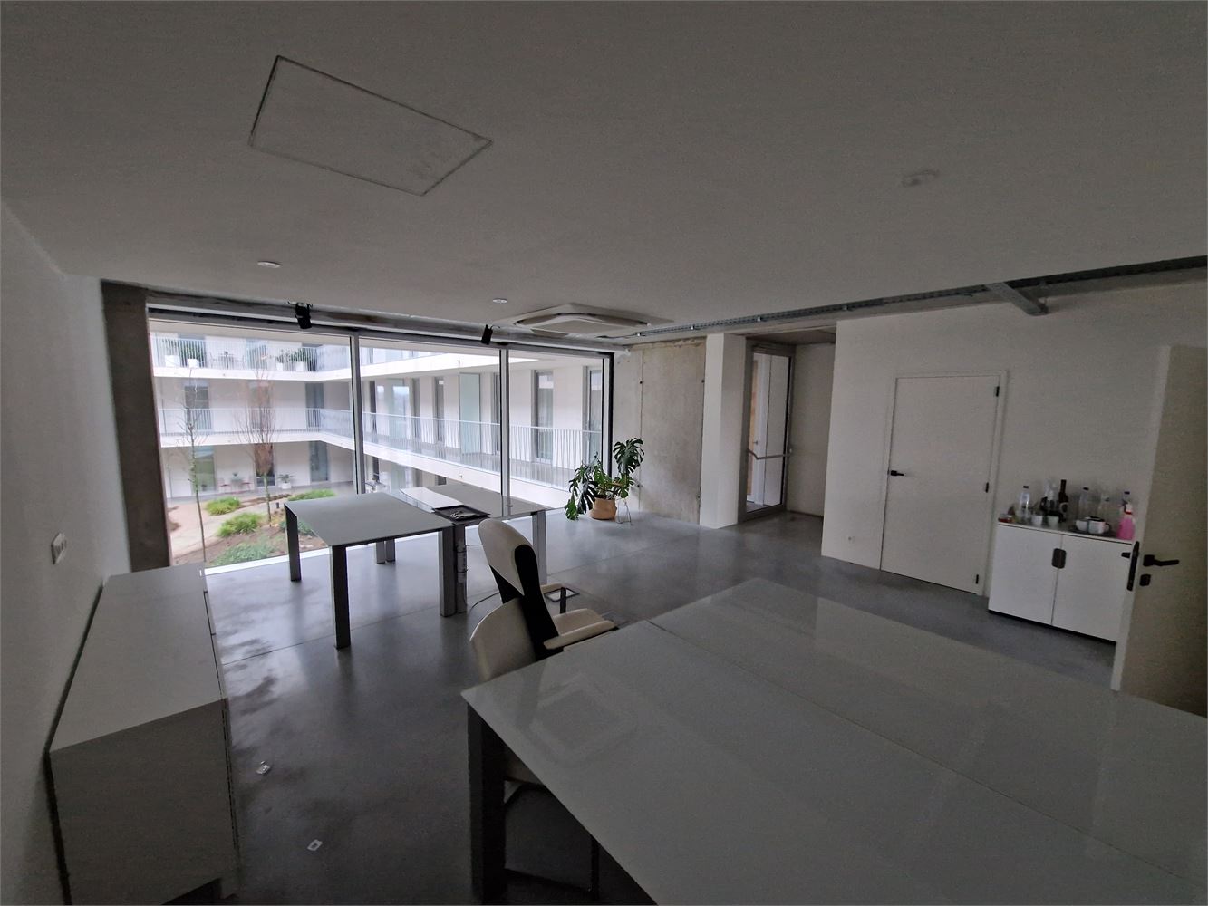 RECENTE COMMERCIËLE UNITS NABIJ ALBERT HEIJN - foto 5