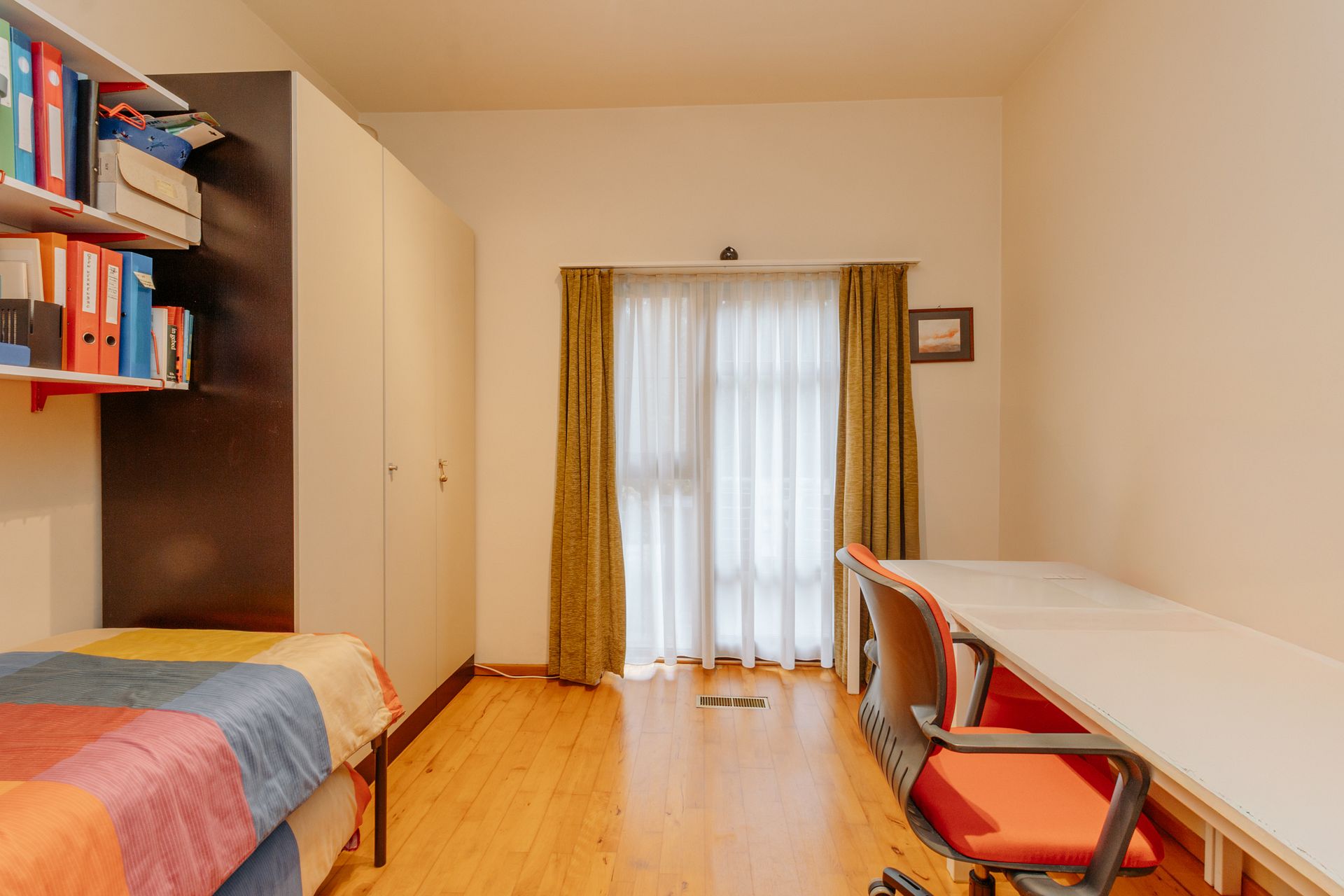 Architecturale Lejon-woning in autoluwe straat - foto 4