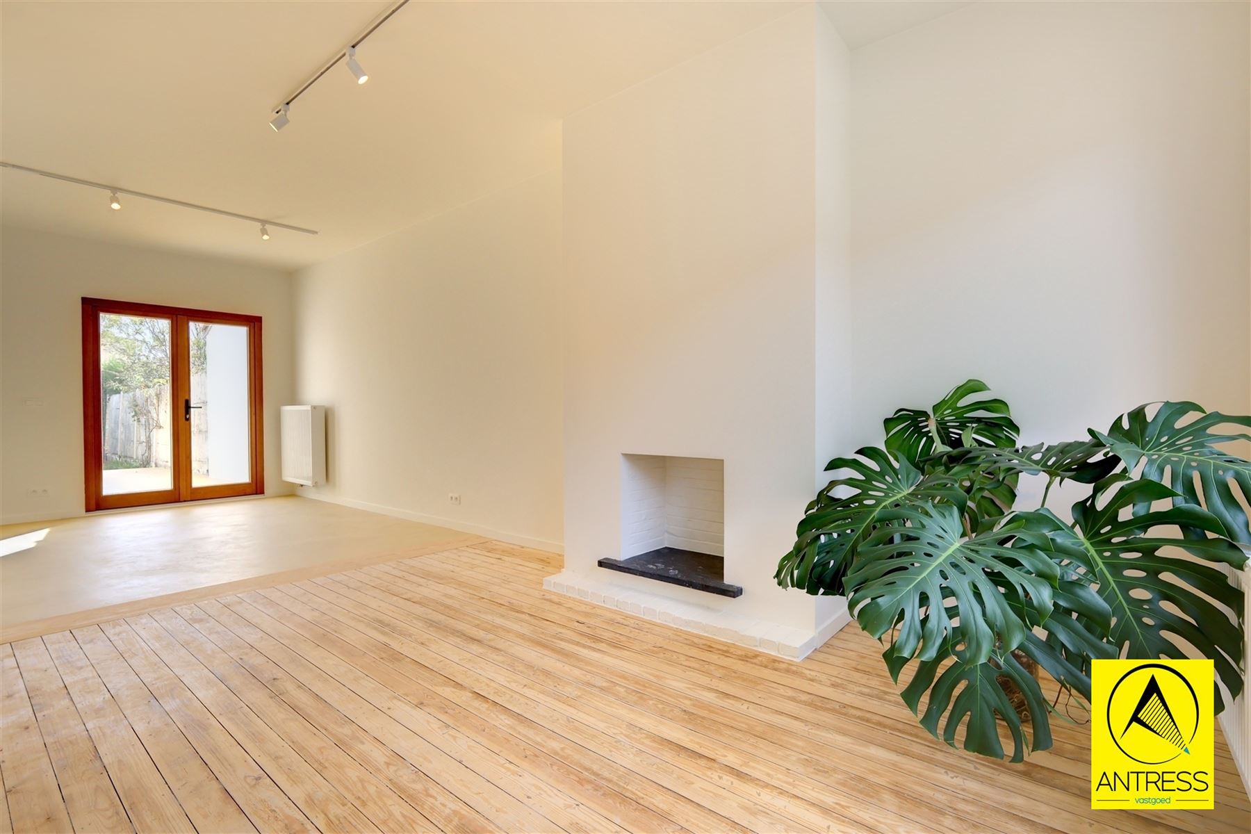 Hoogwaardig afgewerkte woning in Boechout te koop  - foto 3