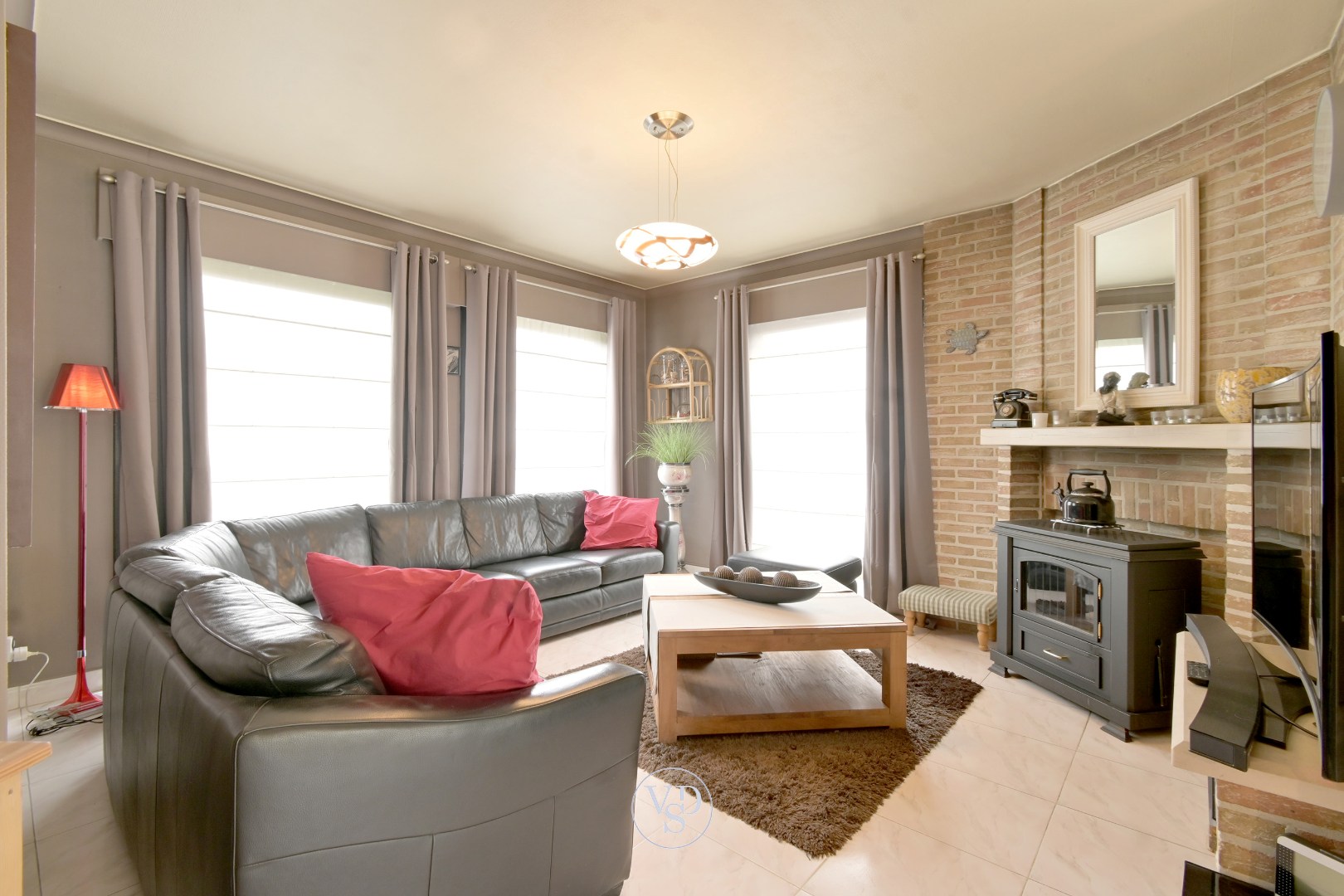 Tijdloze villa met zwembad. - foto 4