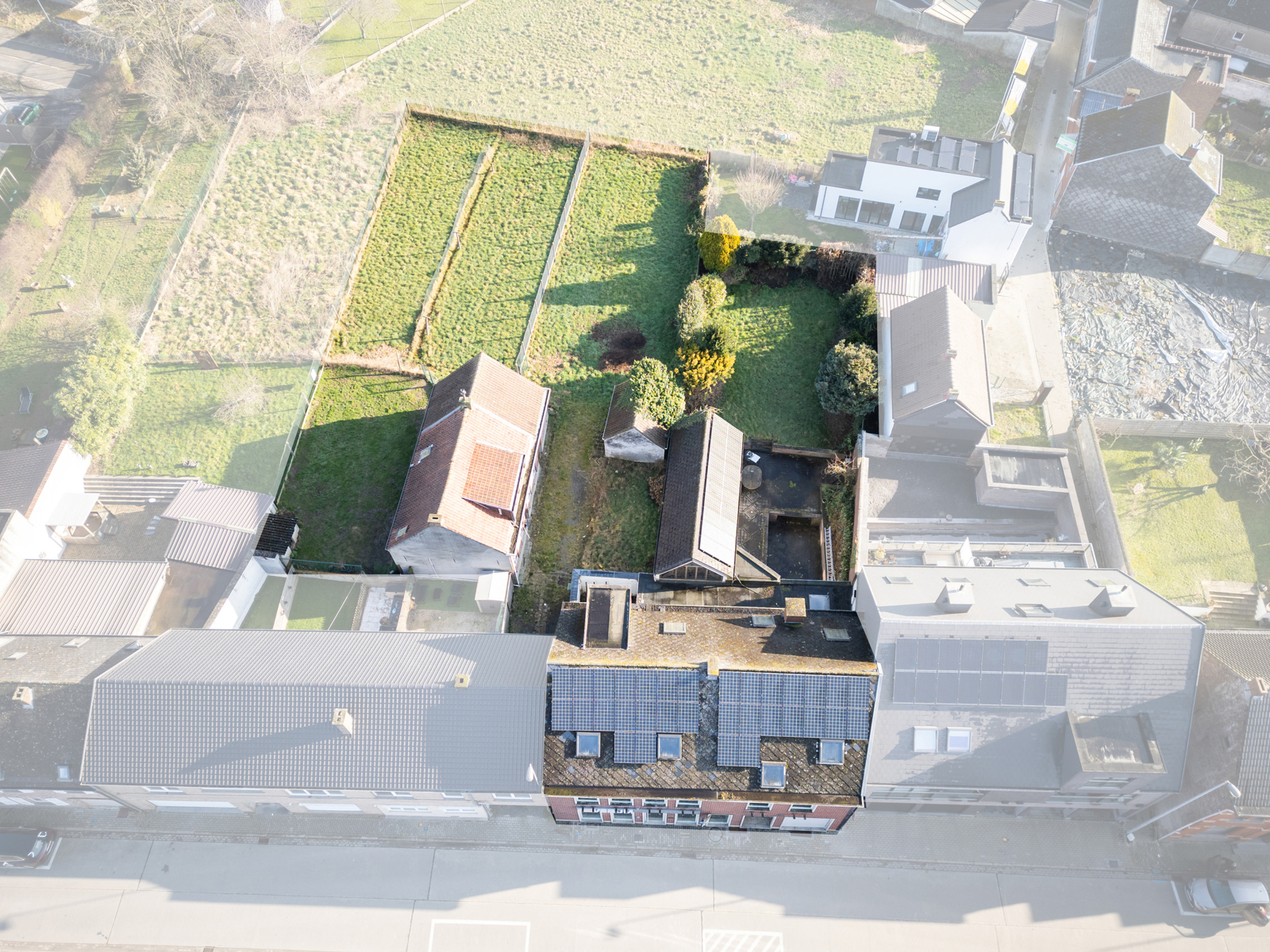 Te koop – Handelspand met uitzonderlijk ontwikkelingspotentieel (gemengd gebruik) - foto 1