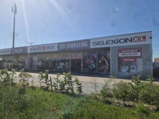 Commercieel baanwinkelpand met showroom en magazijn te huur op toplocatie “Eilandje 1” in Herentals. Het pand beschikt over ca. 830 m²...