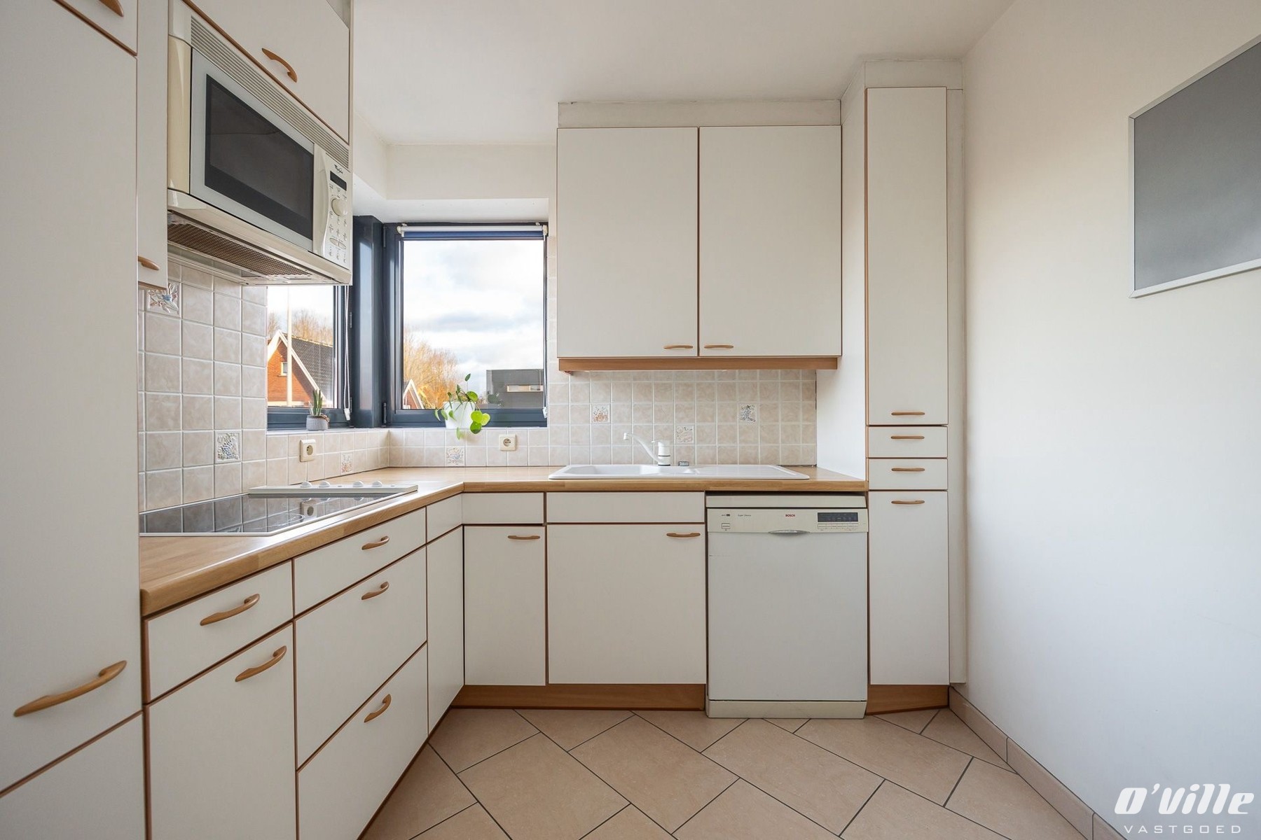 Modern stijlvol appartement, met garage en kelder - photo 4