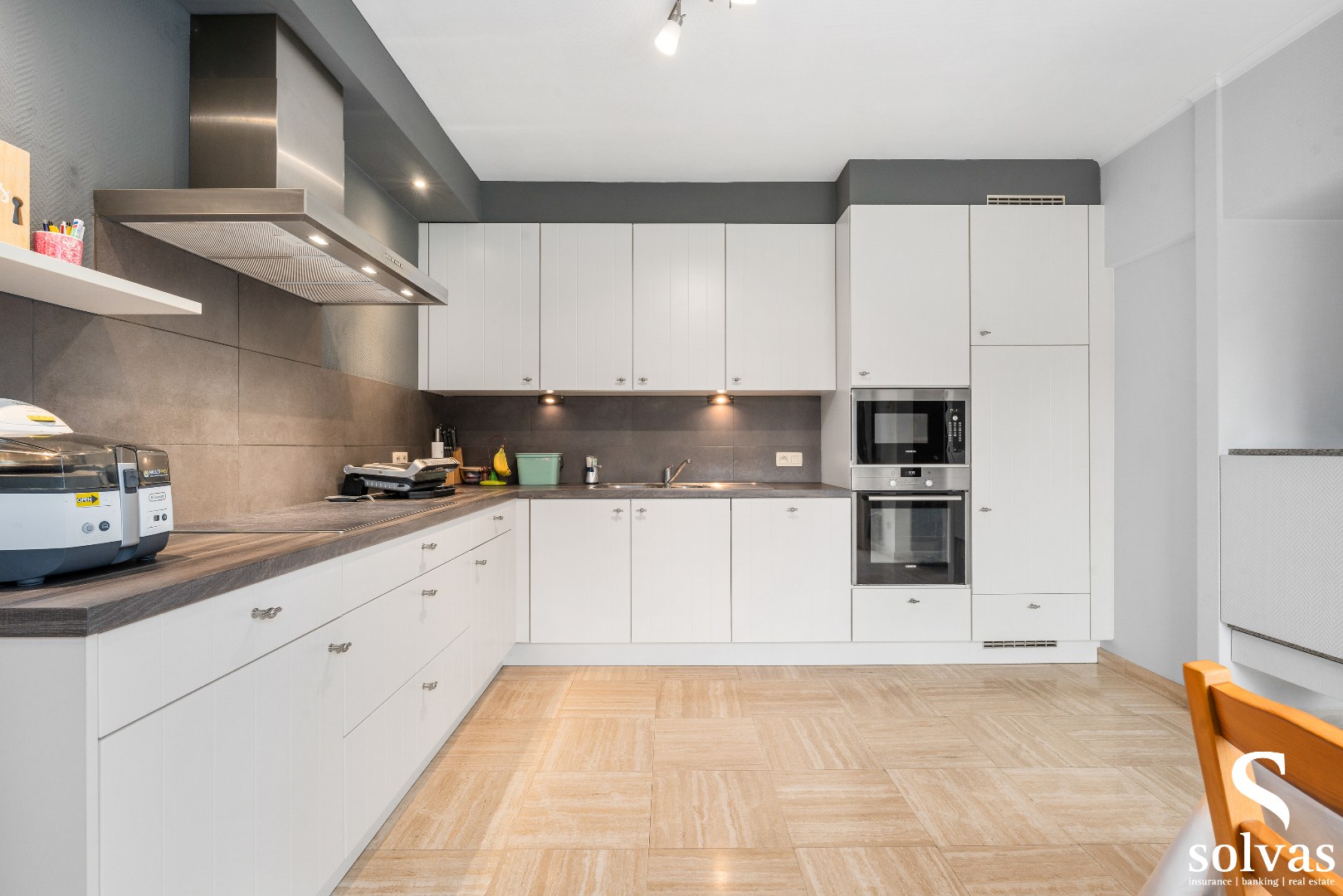 Ruime gezinswoning met grote tuin op centrale ligging in Ursel - foto 5