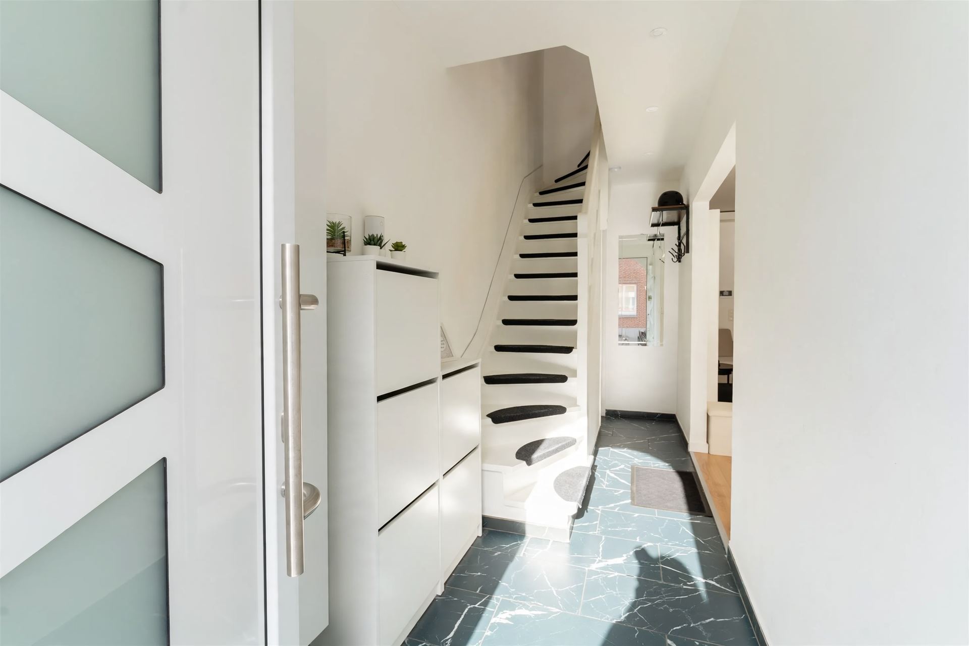Prachtig gerenoveerde woning met 3 slpk, tuin & EPC B! - foto 5