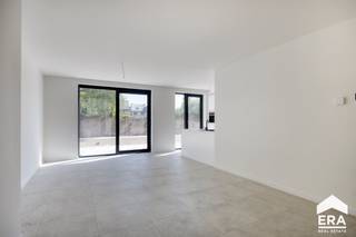 [[ DIT PAND NEEMT DEEL AAN DE ERA OPEN HUIZEN DAG OP 6/12 VAN 9:30 TOT 10:30 ]] Prachtig ruim appartement met 2 slaapkamers en terras.Residentie De...