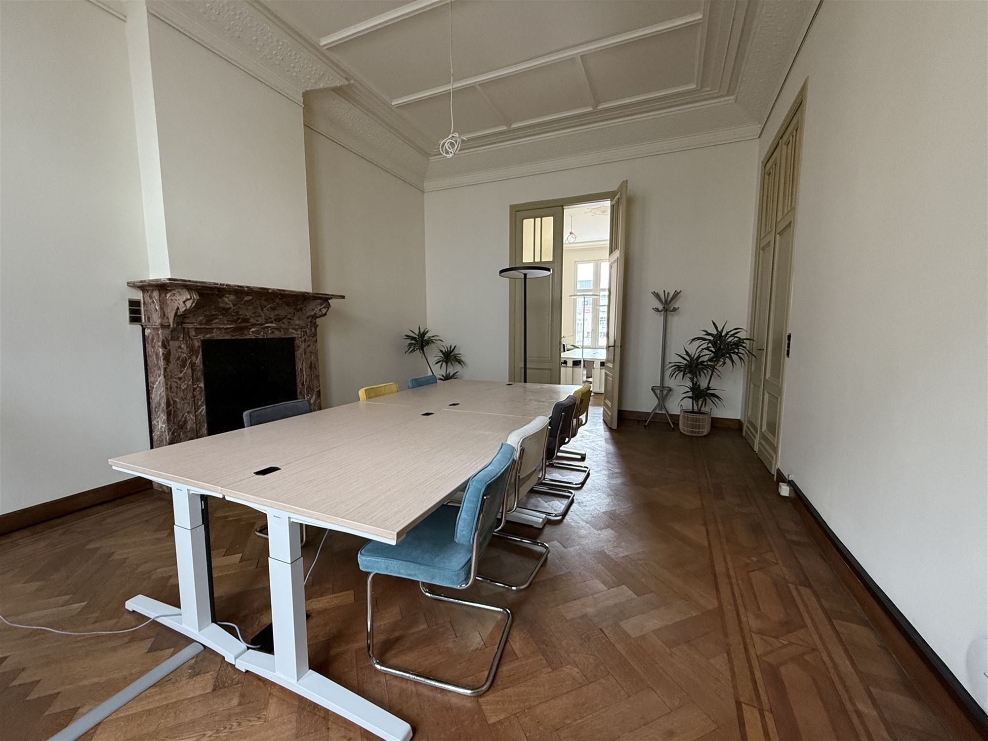 Ruim kantoor met keuken in centrum Antwerpen - foto 2