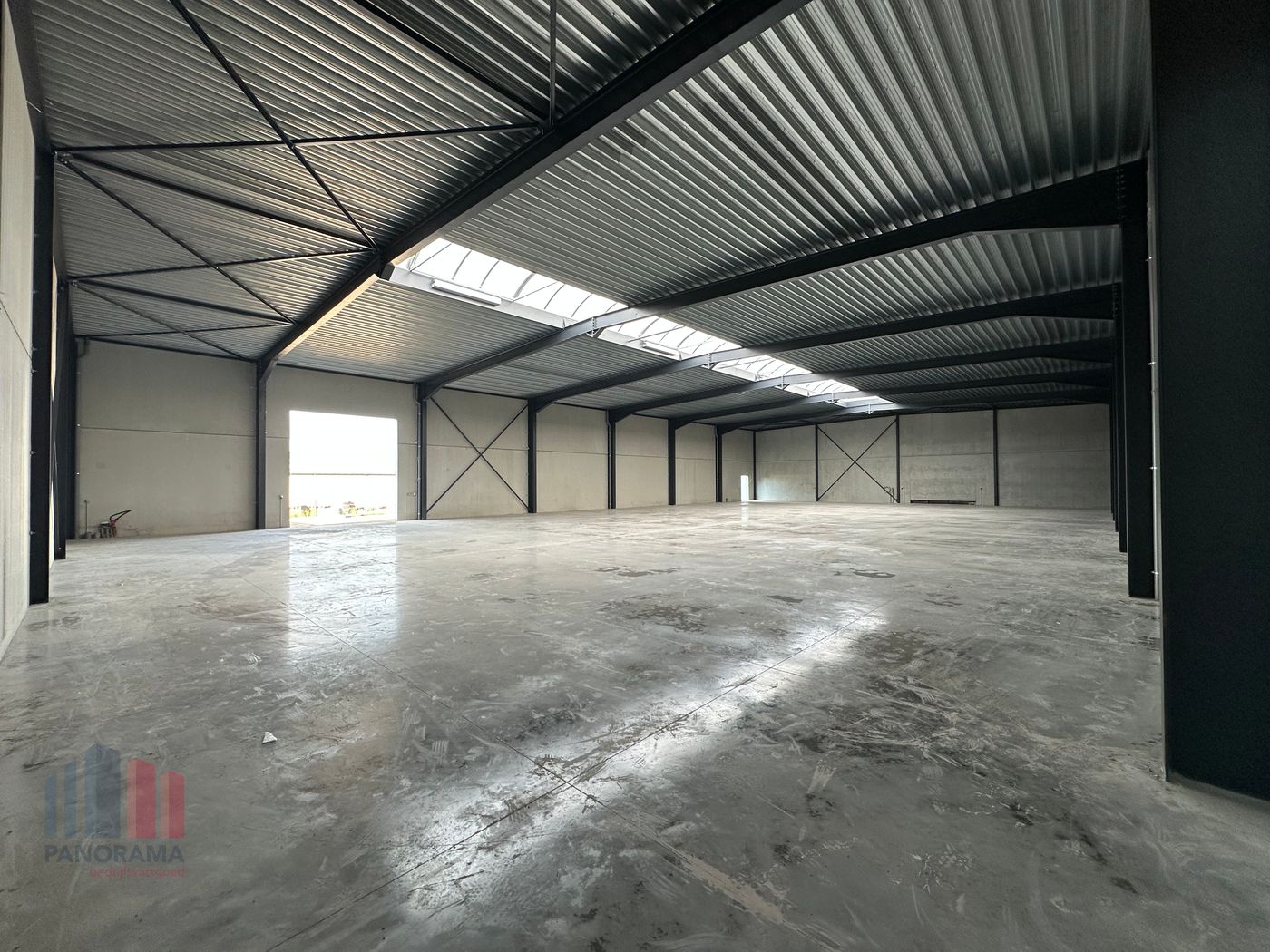 984 m² MAGAZIJN TE HUUR IN IEPER - photo 1