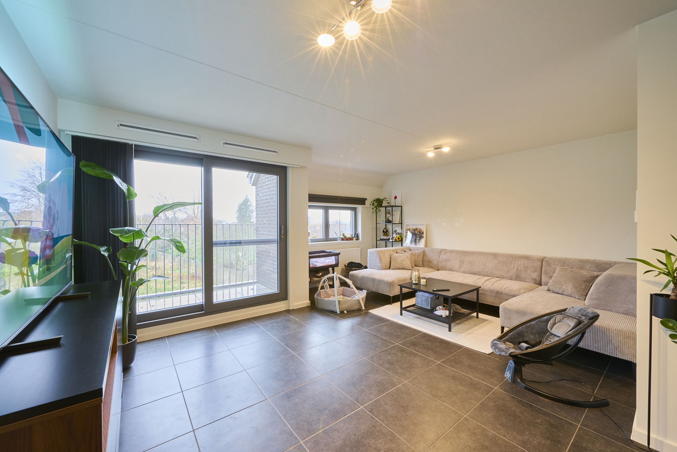 Appartement à louer à Heusden-Zolder avec 2 chambres - photo 2