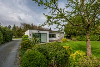 Topligging tussen de velden in Heffen: gelijkvloerse vrijstaande woning met prachtige tuin!Op zoek naar privacy, weidsheid, een gevoel van rust dat...