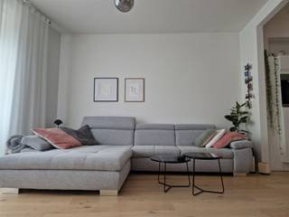 Dit modern en lichtrijk appartement staat te koop in een kleinschalig gebouw in de Antwerpsestraat, nabij het centrum van Mortsel. Winkels,...