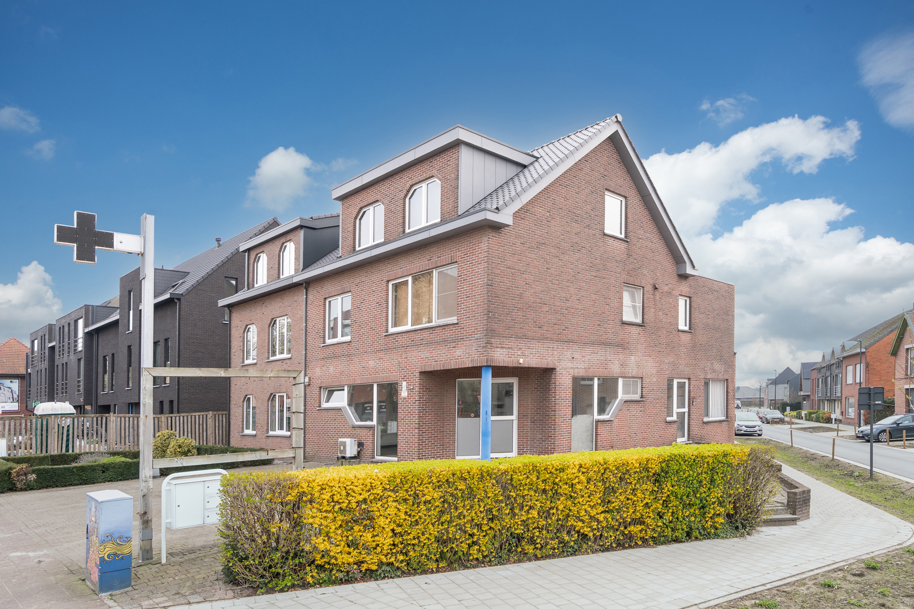 GELIJKVLOERS HANDELPAND OP TOPLOCATIE - foto 2