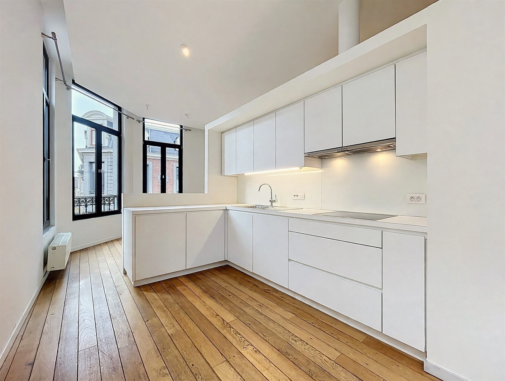 Lichtrijk hoekappartement in hartje Gent! - foto 4