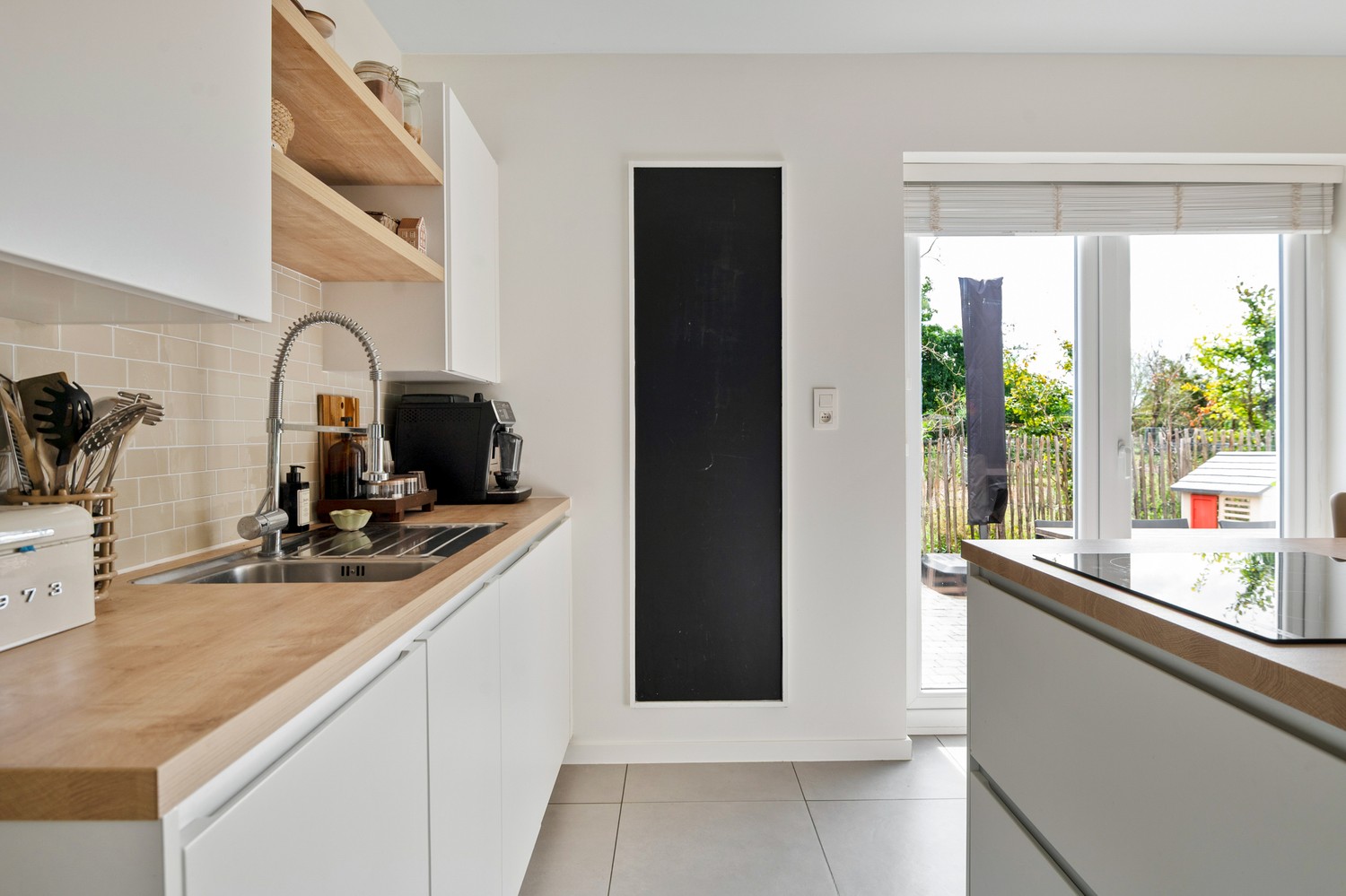 Energiezuinige woning in hoevestijl met 5 slpkrs en afgewerkte zolder - foto 4