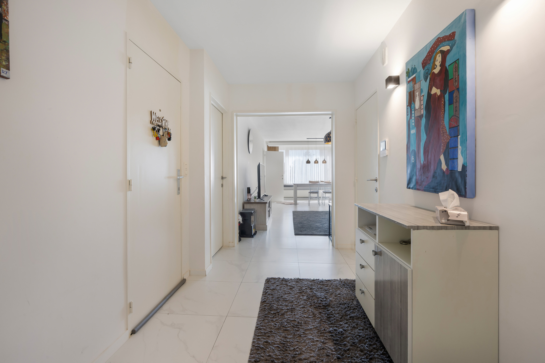 volledig gerenoveerd appartement met 2 slaapkamers en terras - foto 5