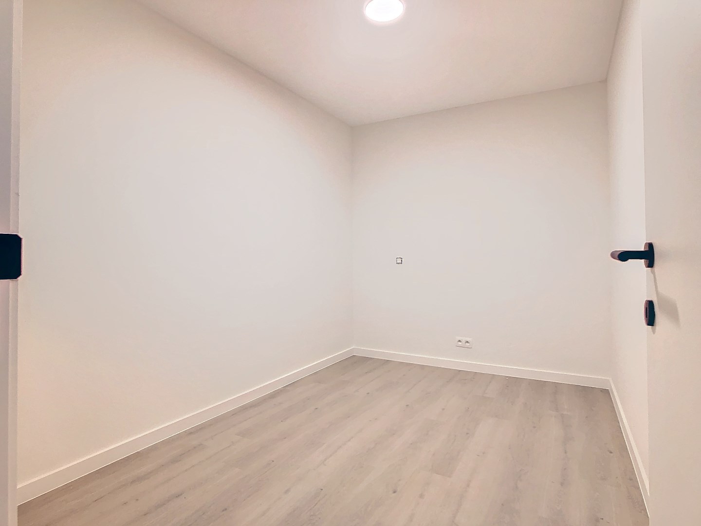 Centraal gelegen gelijkvloers appartement in Staden! - foto 5