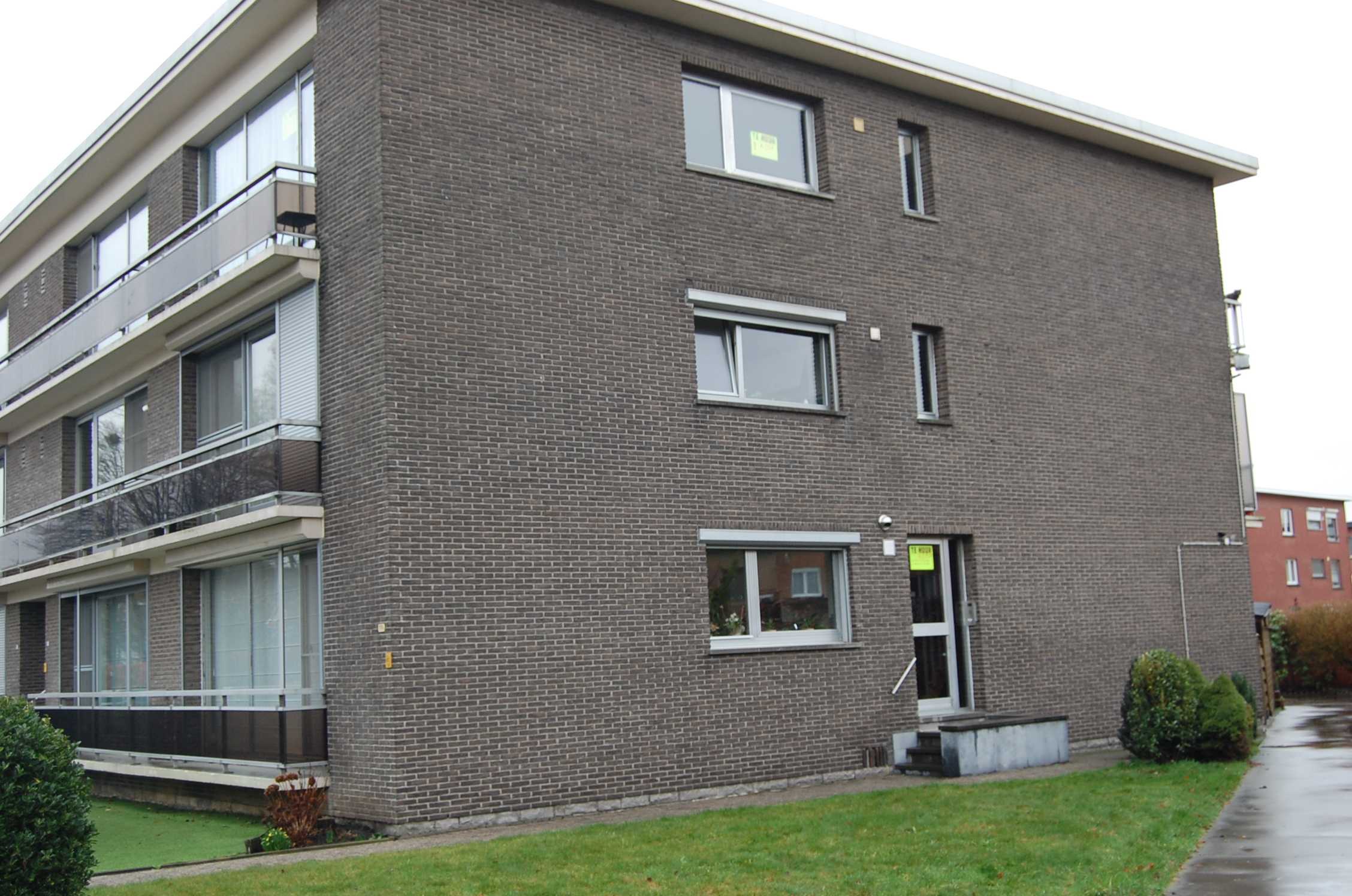 Apartment for sale in Zwijndrecht with 2 bedrooms - photo 2