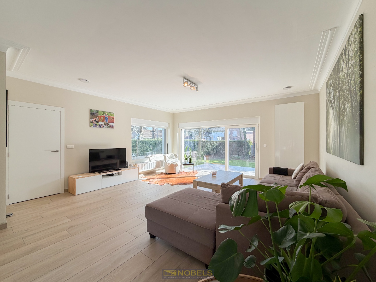 Te koop, Stijlvol gerenoveerde villa met 6 slaapkamers en hedendaags comfort te Oostakker! - foto 4