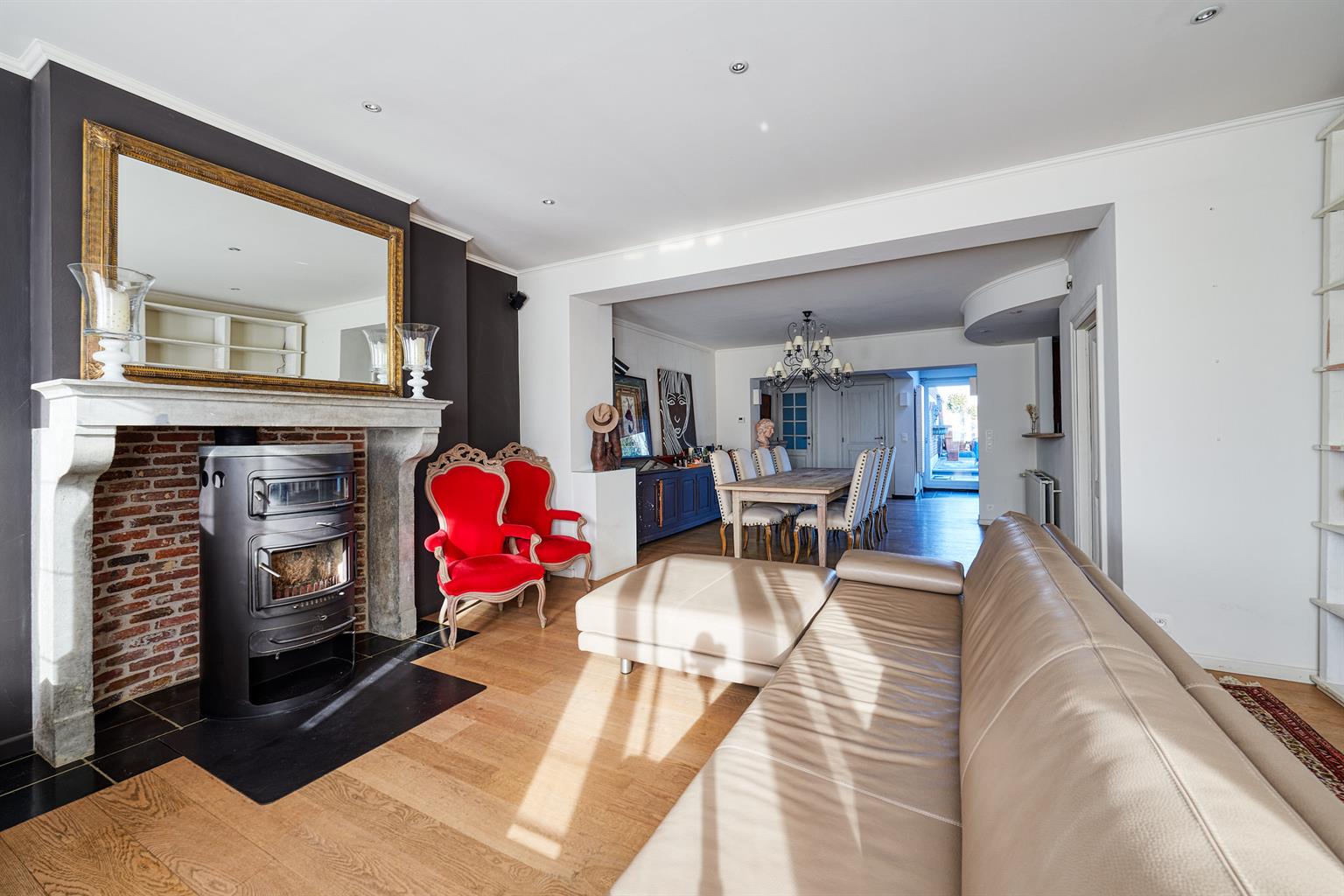 House for sale in Dilbeek with 4 bedrooms - photo 1